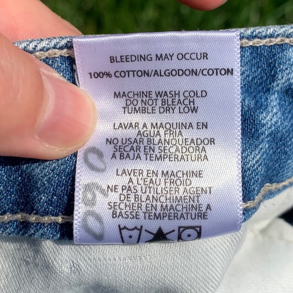 Hidden Jeans Raw Hem Distressed Patchwork Jeans - Picture 8 of 16